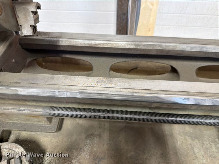 image for item EV2332 Clausing 6913  metal lathe