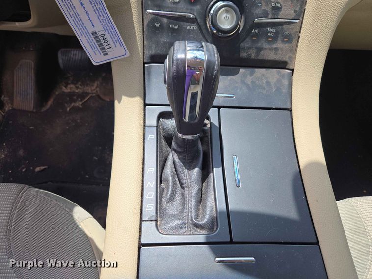 image for item EW0422 2014 Ford Taurus 