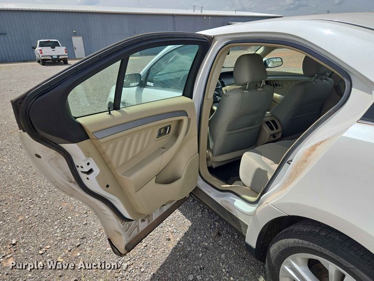 image for item EW0422 2014 Ford Taurus 