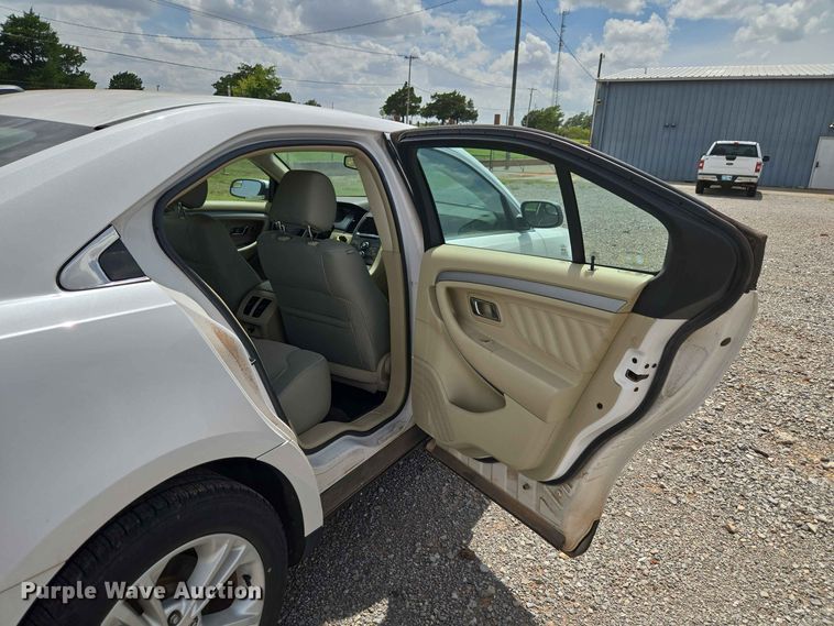 image for item EW0422 2014 Ford Taurus 