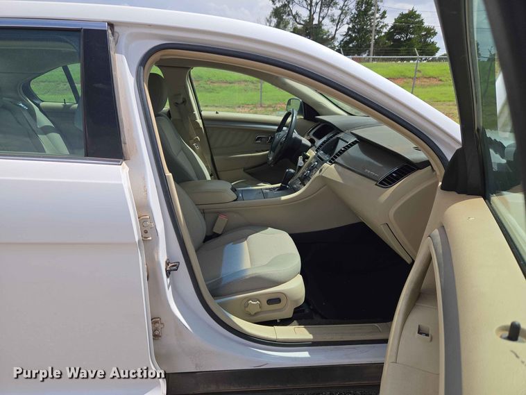 image for item EW0422 2014 Ford Taurus 