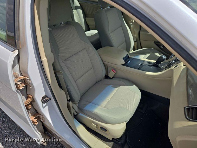 image for item EW0422 2014 Ford Taurus 