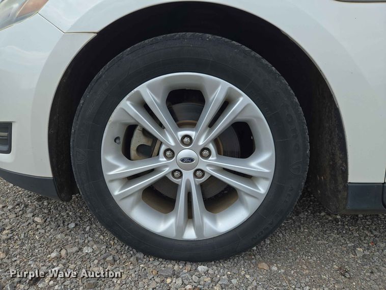 image for item EW0422 2014 Ford Taurus 