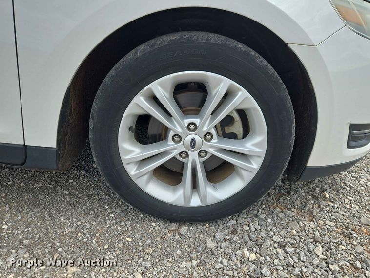 image for item EW0422 2014 Ford Taurus 
