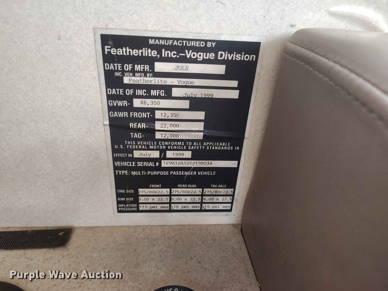 image for item EW1018 2001 Featherlight Vogue 5000 RV