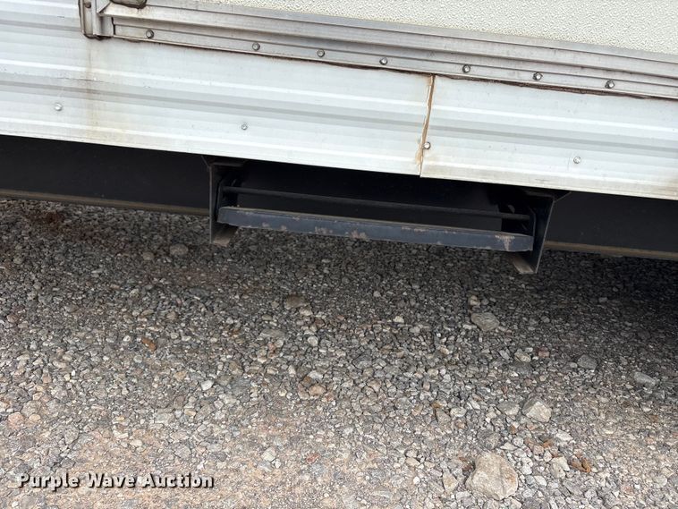 image for item EW1562 2019 Idle-Time camper