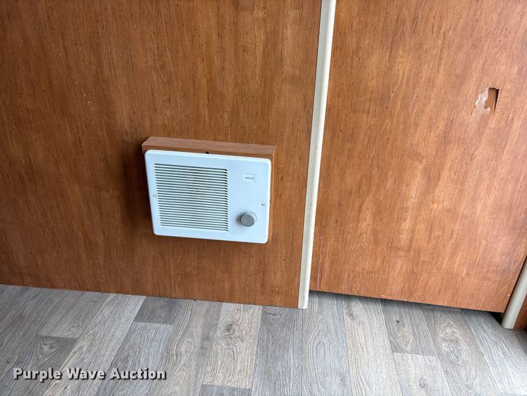 image for item EW1562 2019 Idle-Time camper