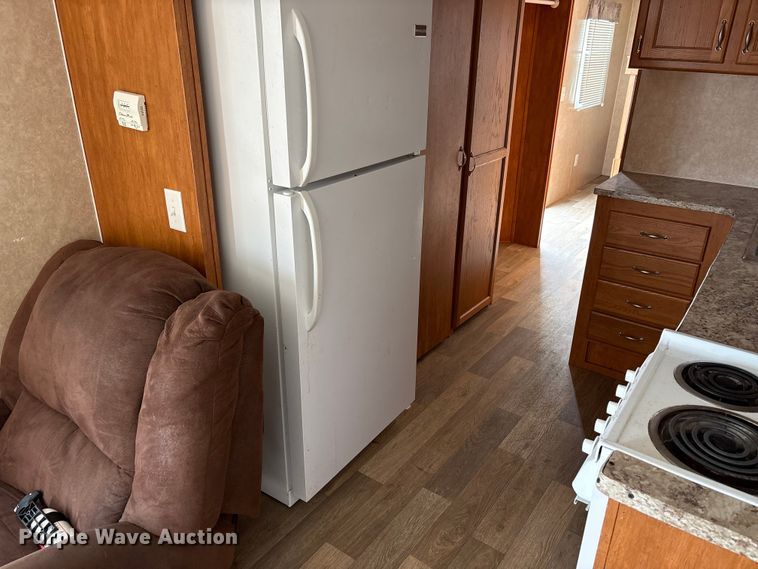 image for item EW1562 2019 Idle-Time camper