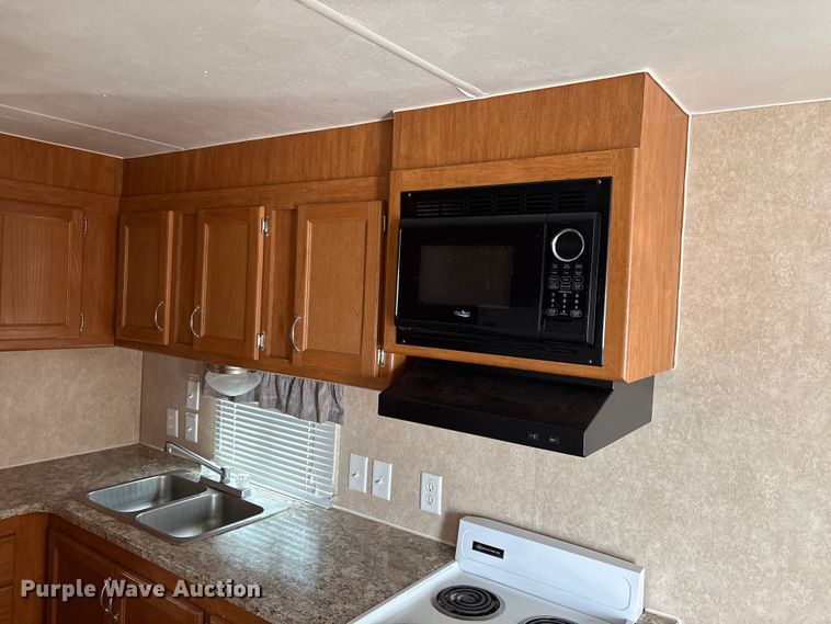 image for item EW1562 2019 Idle-Time camper