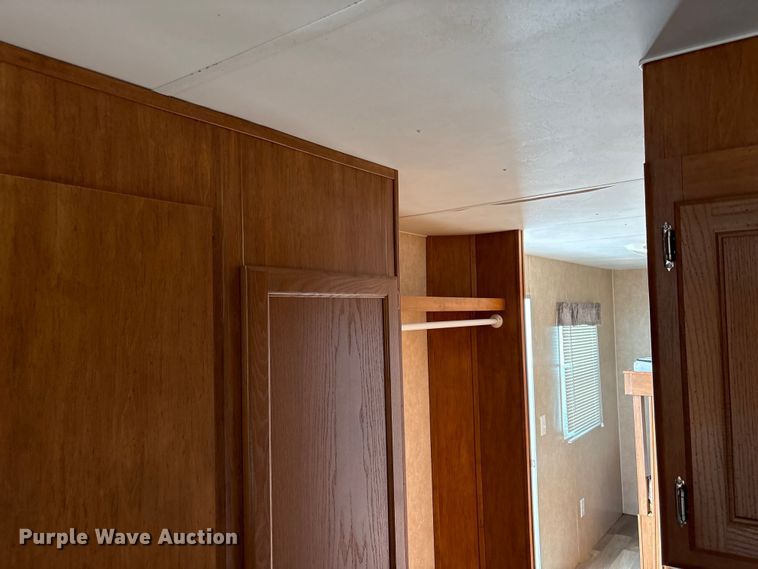 image for item EW1562 2019 Idle-Time camper