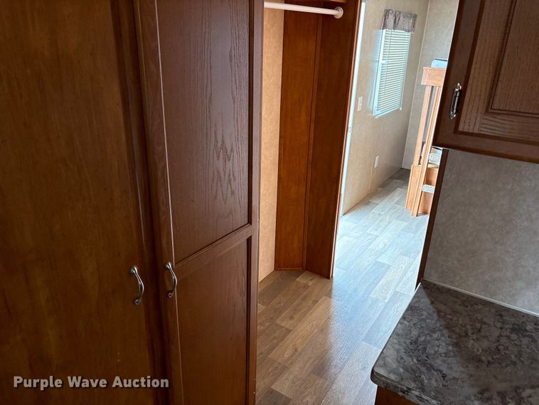 image for item EW1562 2019 Idle-Time camper