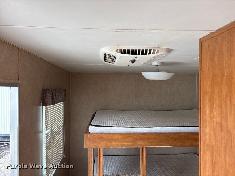 image for item EW1562 2019 Idle-Time camper