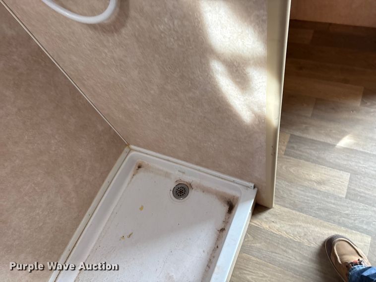 image for item EW1562 2019 Idle-Time camper