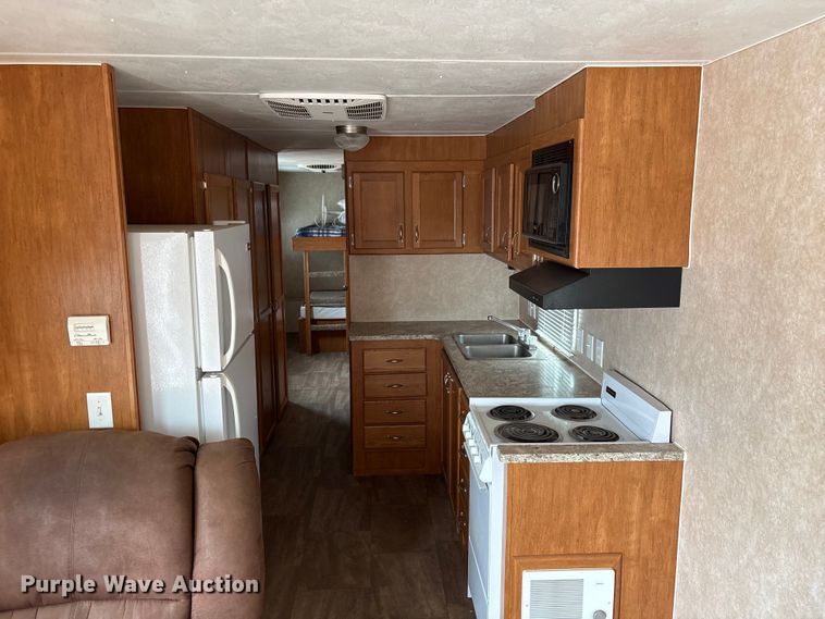 image for item EW1563 2018 Idle-Time camper