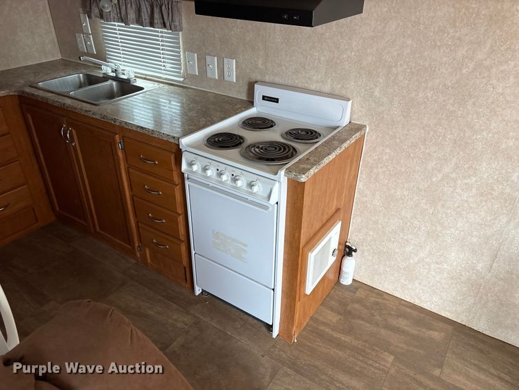 image for item EW1563 2018 Idle-Time camper