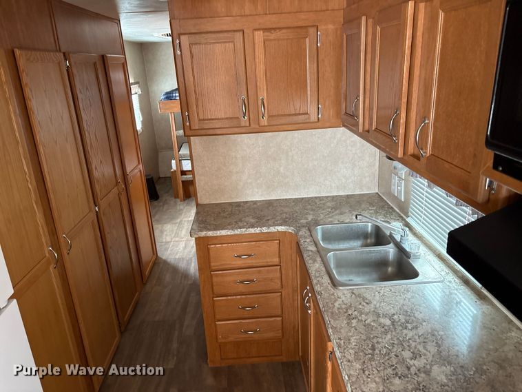 image for item EW1563 2018 Idle-Time camper