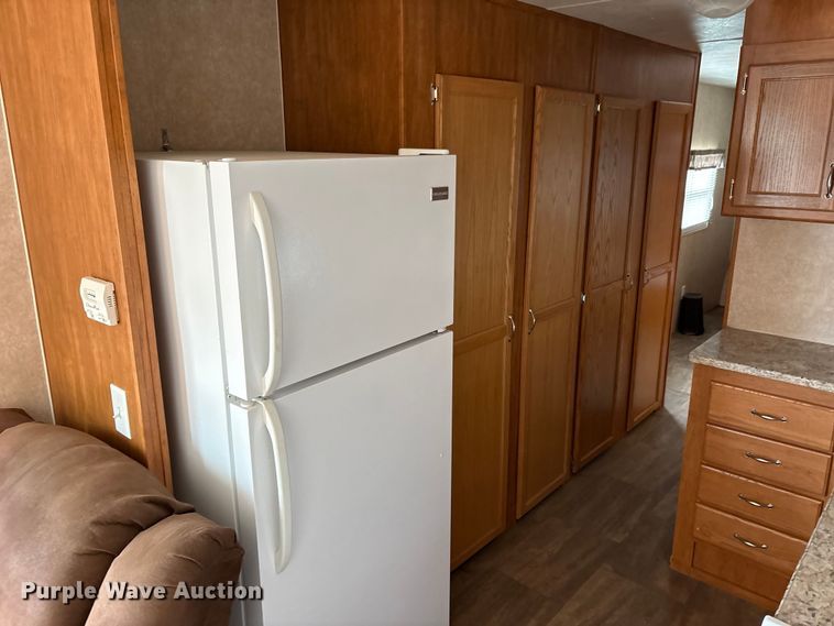 image for item EW1563 2018 Idle-Time camper
