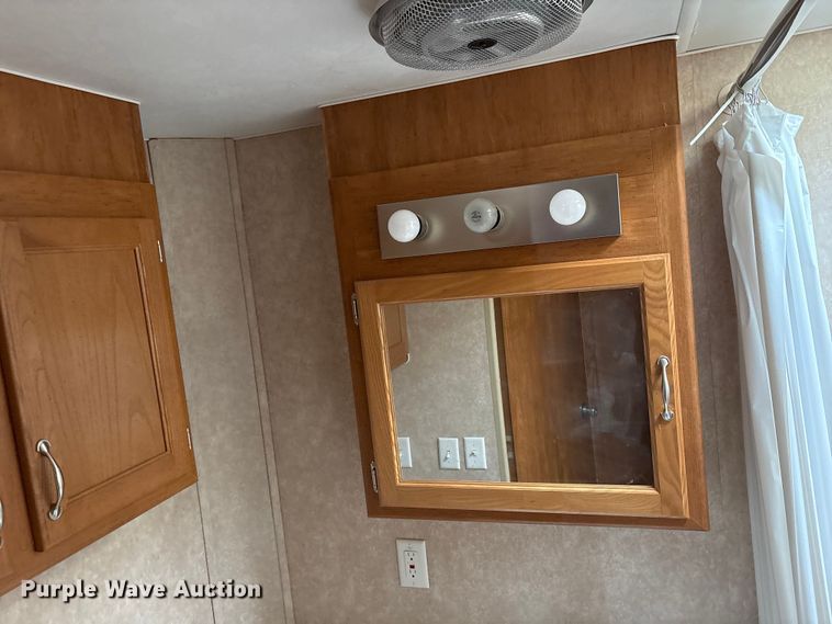 image for item EW1563 2018 Idle-Time camper