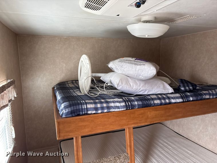image for item EW1563 2018 Idle-Time camper