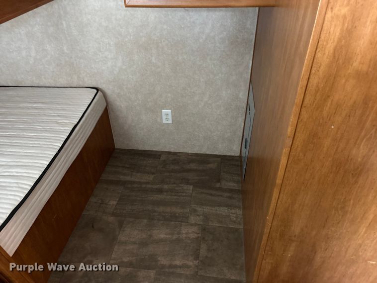 image for item EW1563 2018 Idle-Time camper