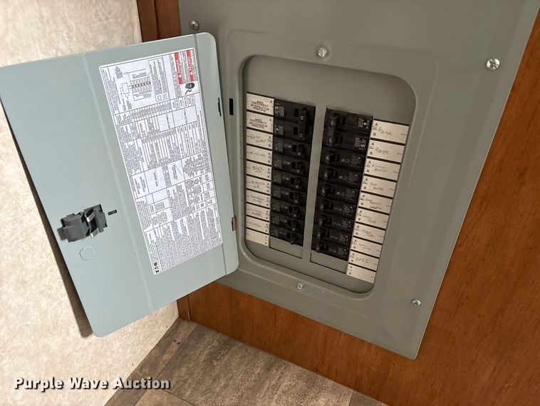 image for item EW1563 2018 Idle-Time camper