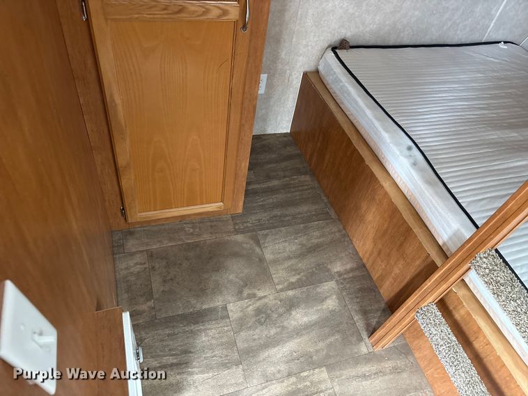 image for item EW1563 2018 Idle-Time camper