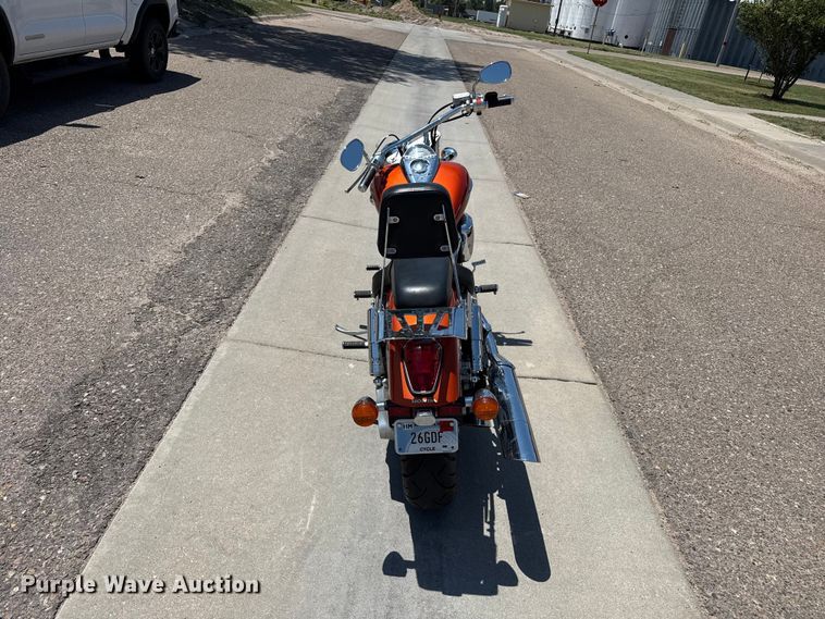 image for item EW4025 2004 Honda VTX1300 motorcycle