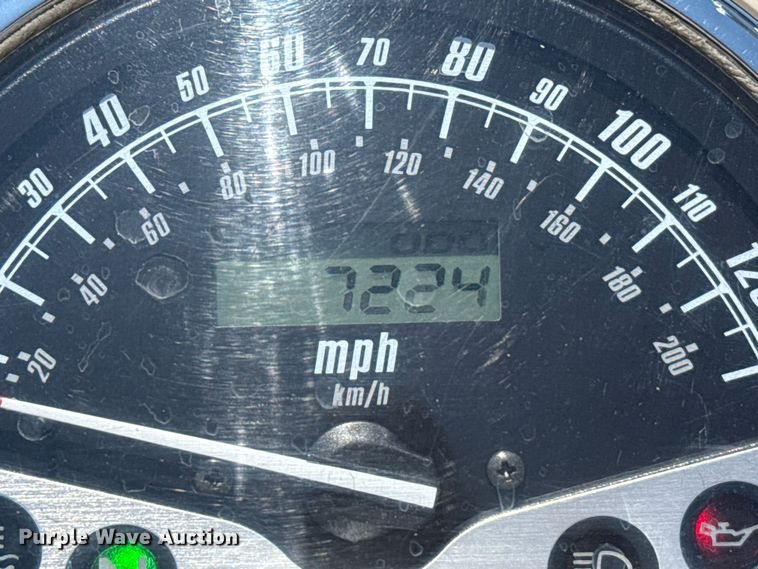 image for item EW4025 2004 Honda VTX1300 motorcycle