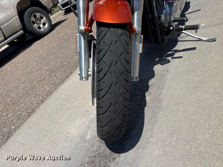 image for item EW4025 2004 Honda VTX1300 motorcycle