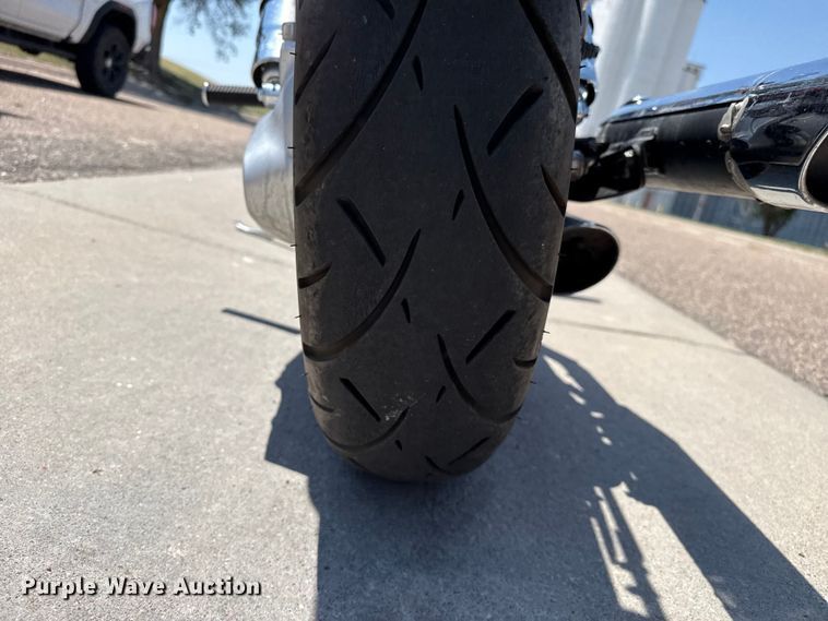 image for item EW4025 2004 Honda VTX1300 motorcycle