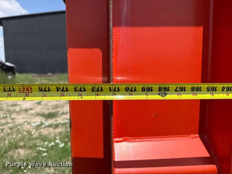 image for item EW4054 Roll-off dumpster