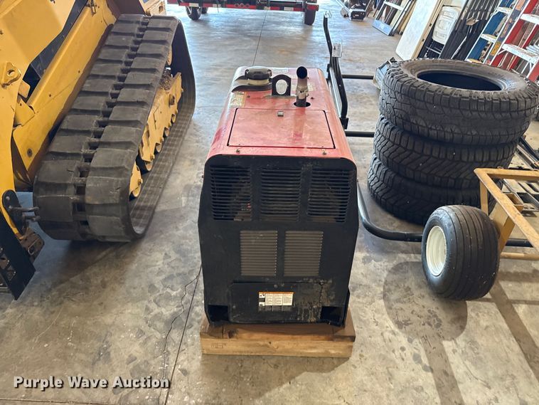 image for item EW4061 Lincoln Ranger 225 welder/generator