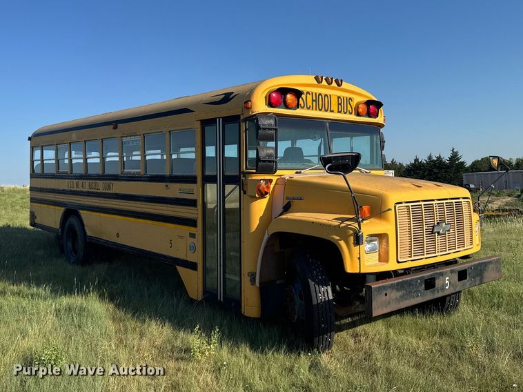 image for item EW4971 1996 Blue Bird school bus
