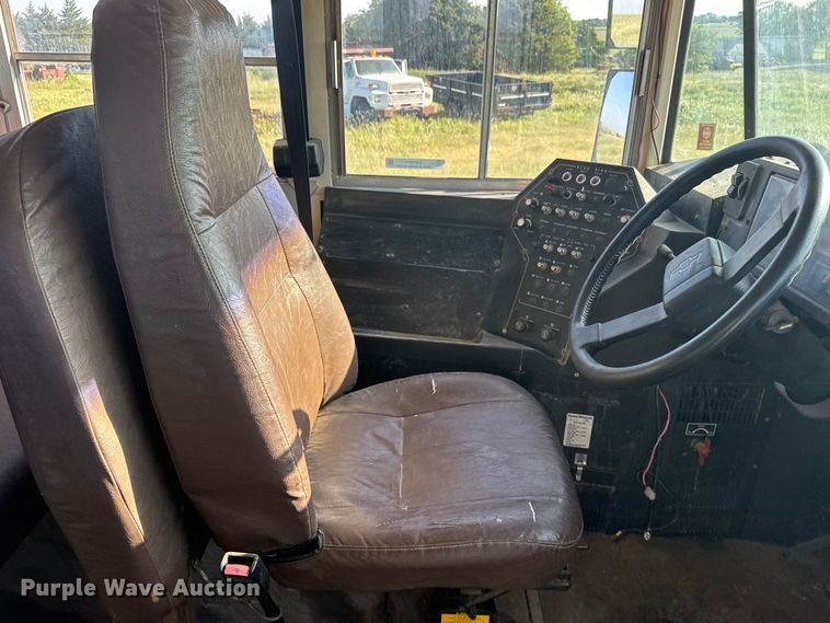 image for item EW4971 1996 Blue Bird school bus