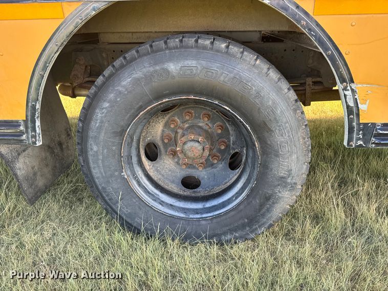 image for item EW4971 1996 Blue Bird school bus