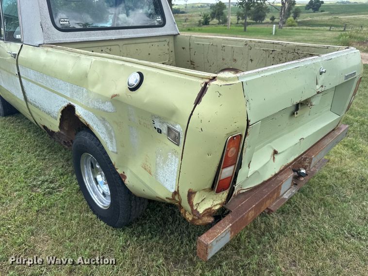 image for item EW4982 1977 International Scout pickup truck