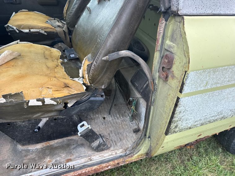 image for item EW4982 1977 International Scout pickup truck