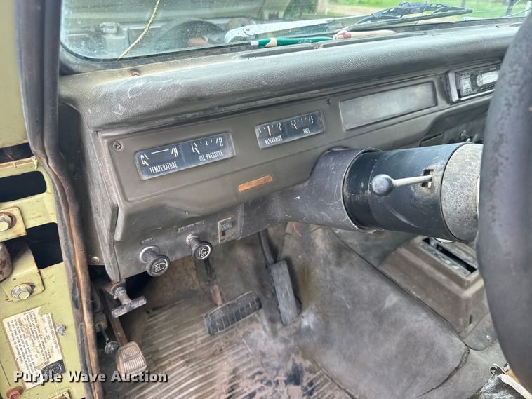 image for item EW4982 1977 International Scout pickup truck