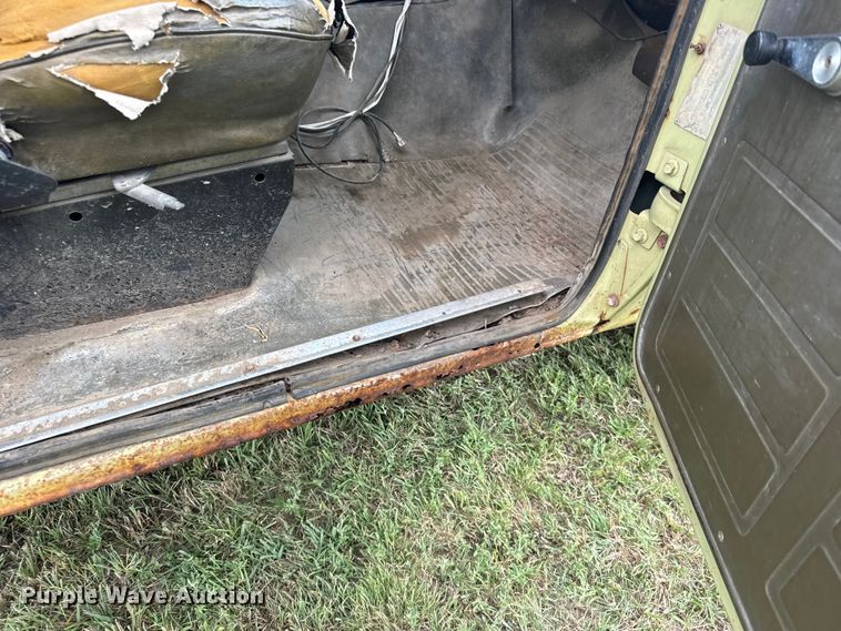 image for item EW4982 1977 International Scout pickup truck
