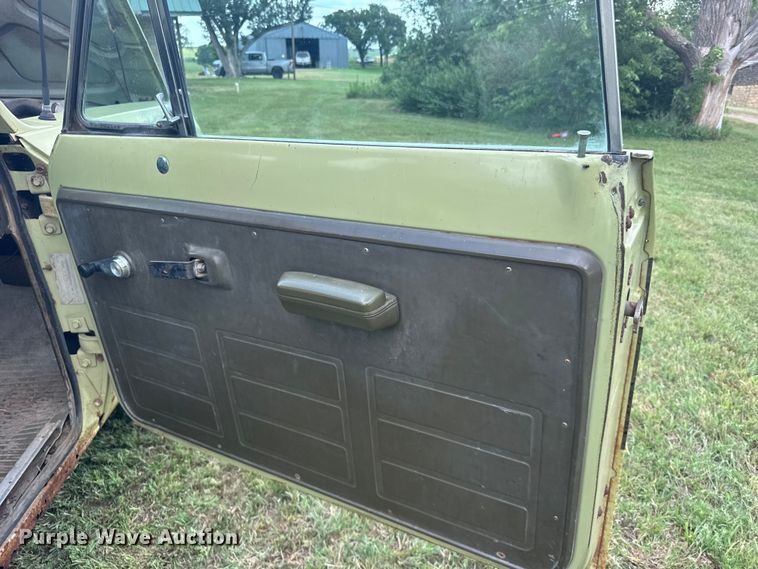 image for item EW4982 1977 International Scout pickup truck