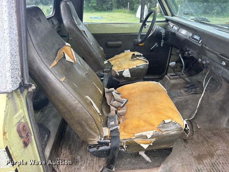 image for item EW4982 1977 International Scout pickup truck