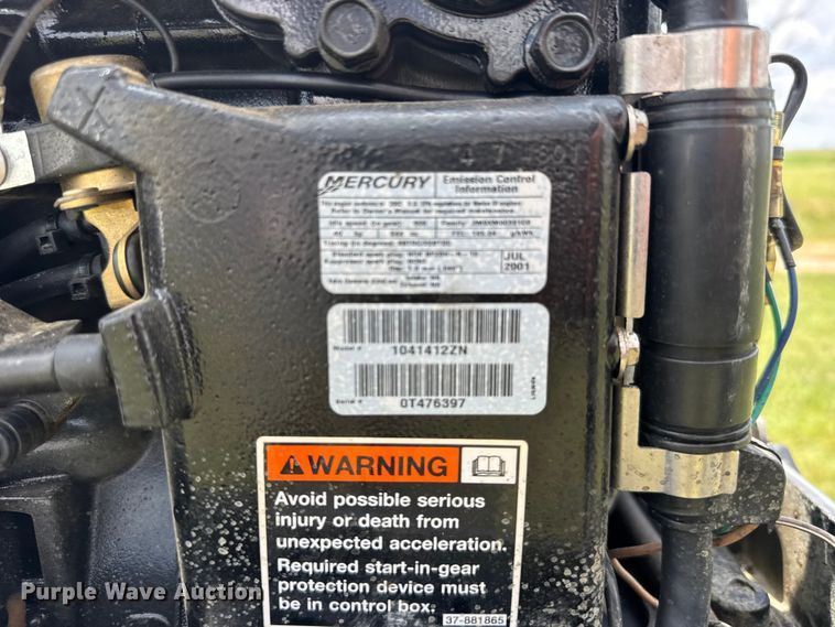 image for item EW4983 2002 Tracker Pro deep v 16 boat