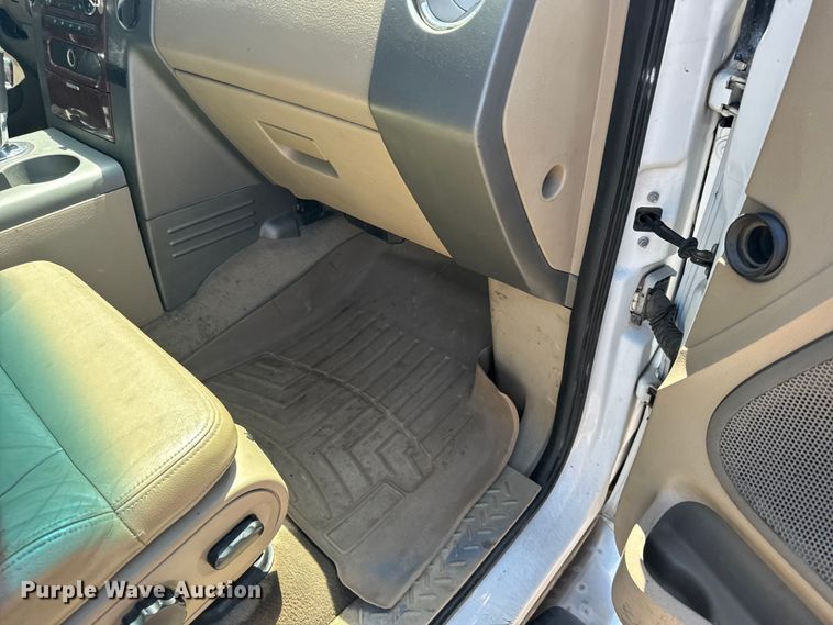 image for item EW4984 2008 Ford F150 Crew Cab pickup truck