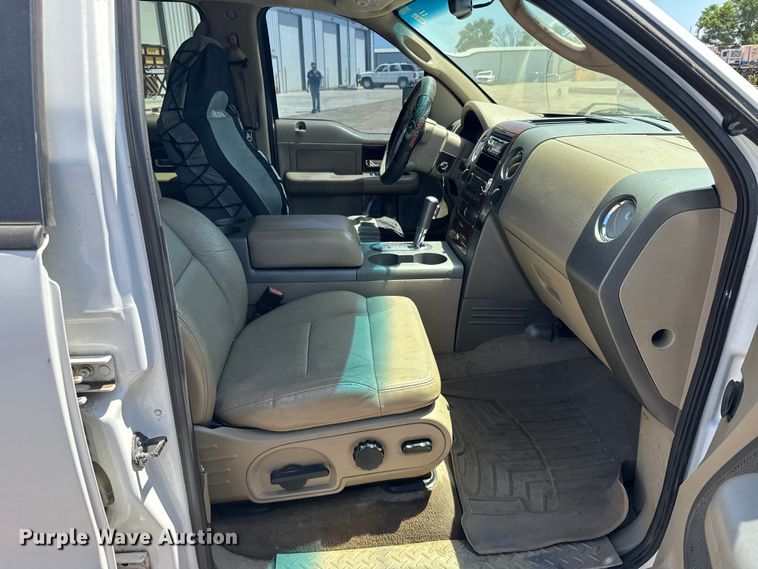 image for item EW4984 2008 Ford F150 Crew Cab pickup truck