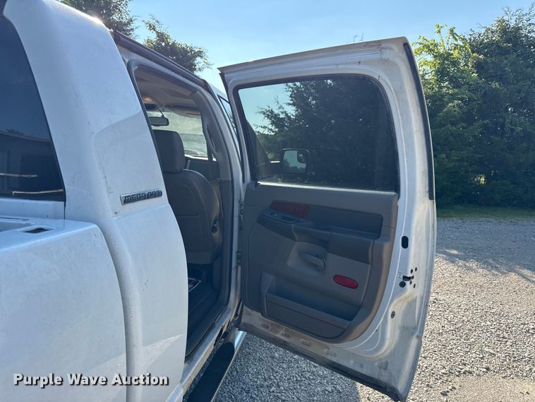 image for item EX1992 2006 Dodge Ram 3500 Crew Cab pickup truck