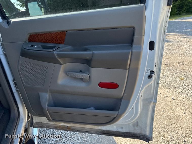 image for item EX1992 2006 Dodge Ram 3500 Crew Cab pickup truck