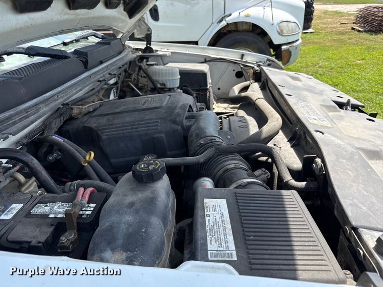 image for item EX2102 2007 Chevrolet Silverado 2500HD Ext. Cab pickup truck