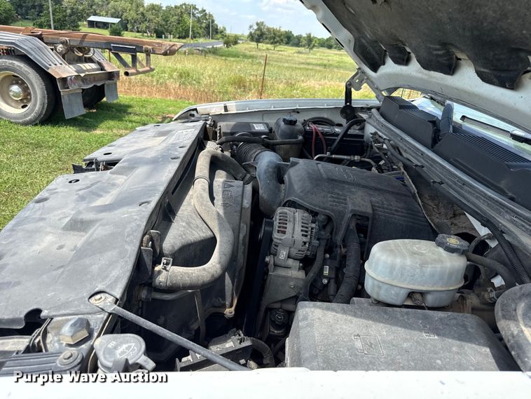 image for item EX2102 2007 Chevrolet Silverado 2500HD Ext. Cab pickup truck