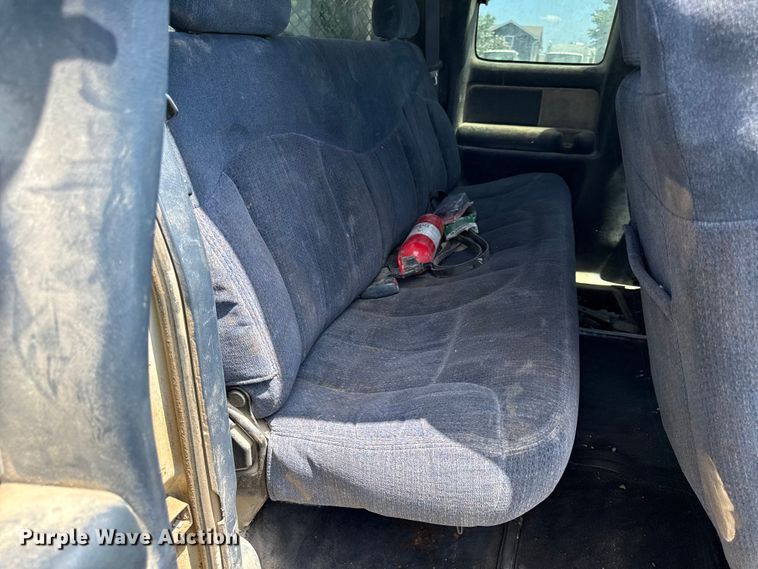 image for item EX2111 1999 Chevrolet Silverado 1500 Ext. Cab flatbed pickup truck
