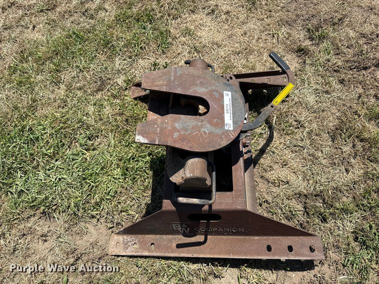 image for item EX2112 B&W Champion fifth wheel hitch